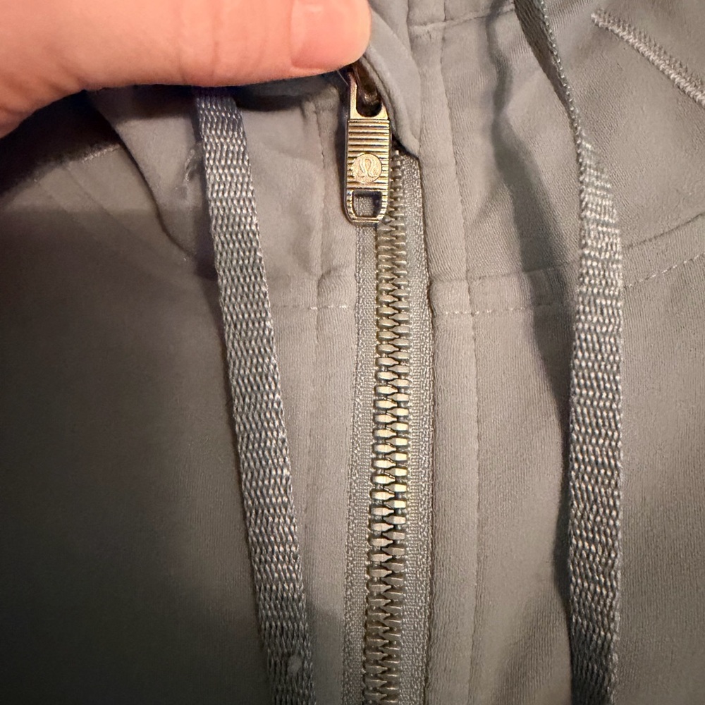 Lululemon Hooded Define Jacket Chambray/Light Blu… - image 2